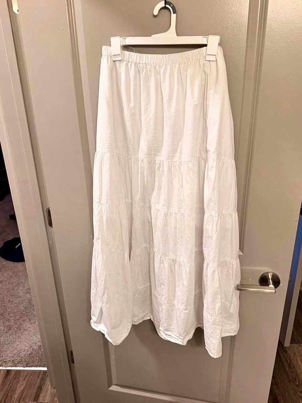 CeCe Tiered Maxi Skirt in White Like New